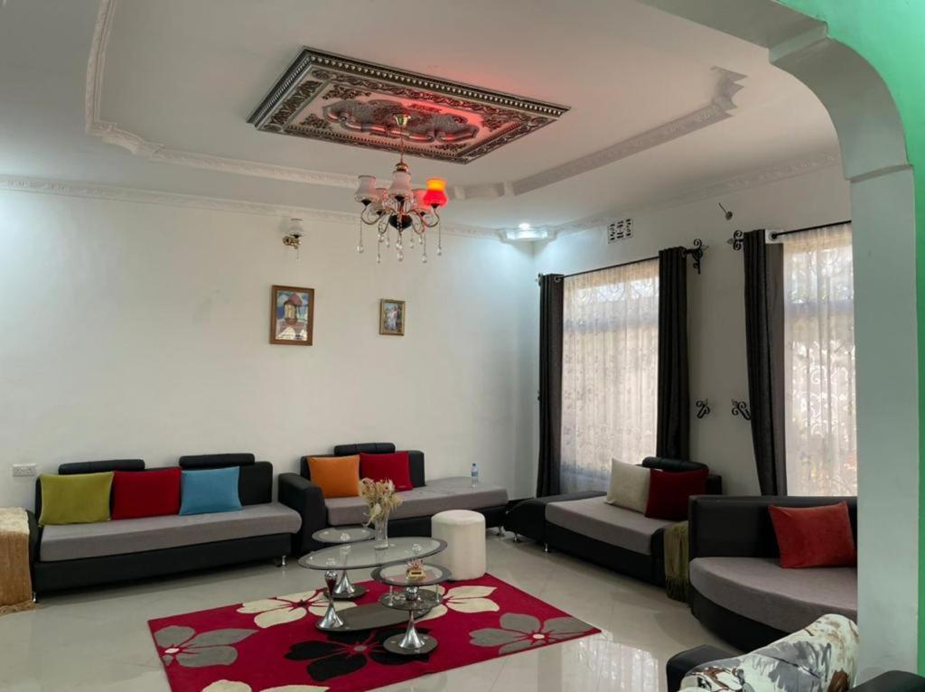 Boma la Ngombe Evelina House 호스텔 외부 사진