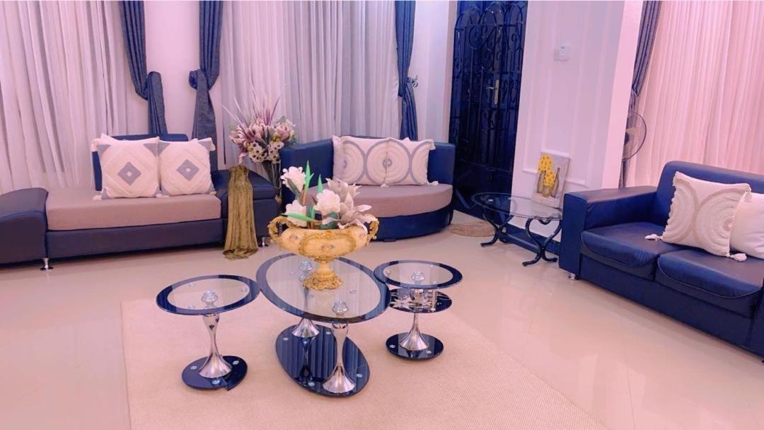 Boma la Ngombe Evelina House 호스텔 외부 사진