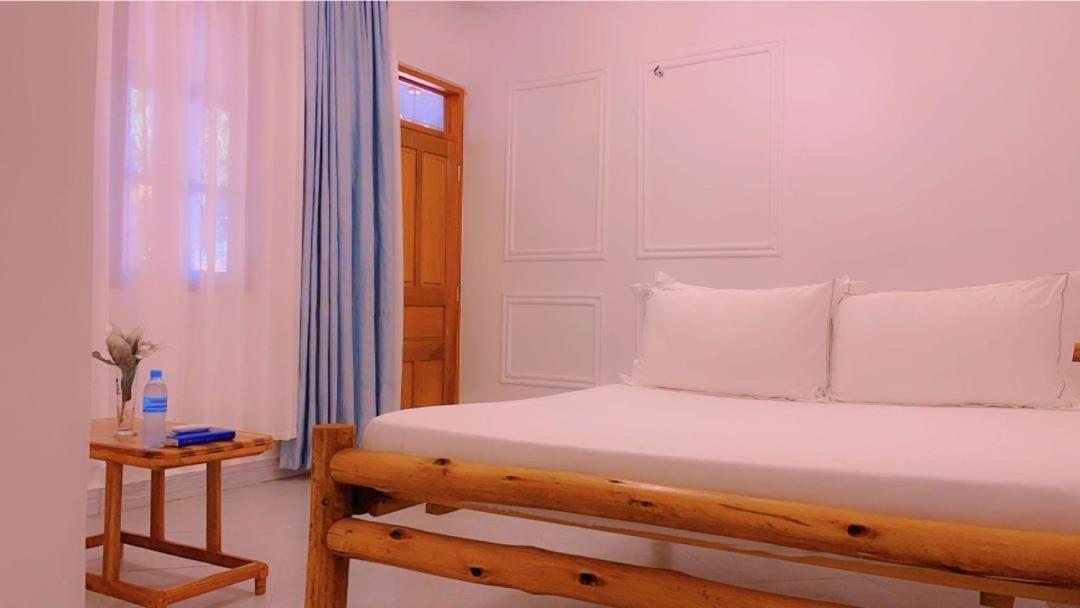Boma la Ngombe Evelina House 호스텔 외부 사진