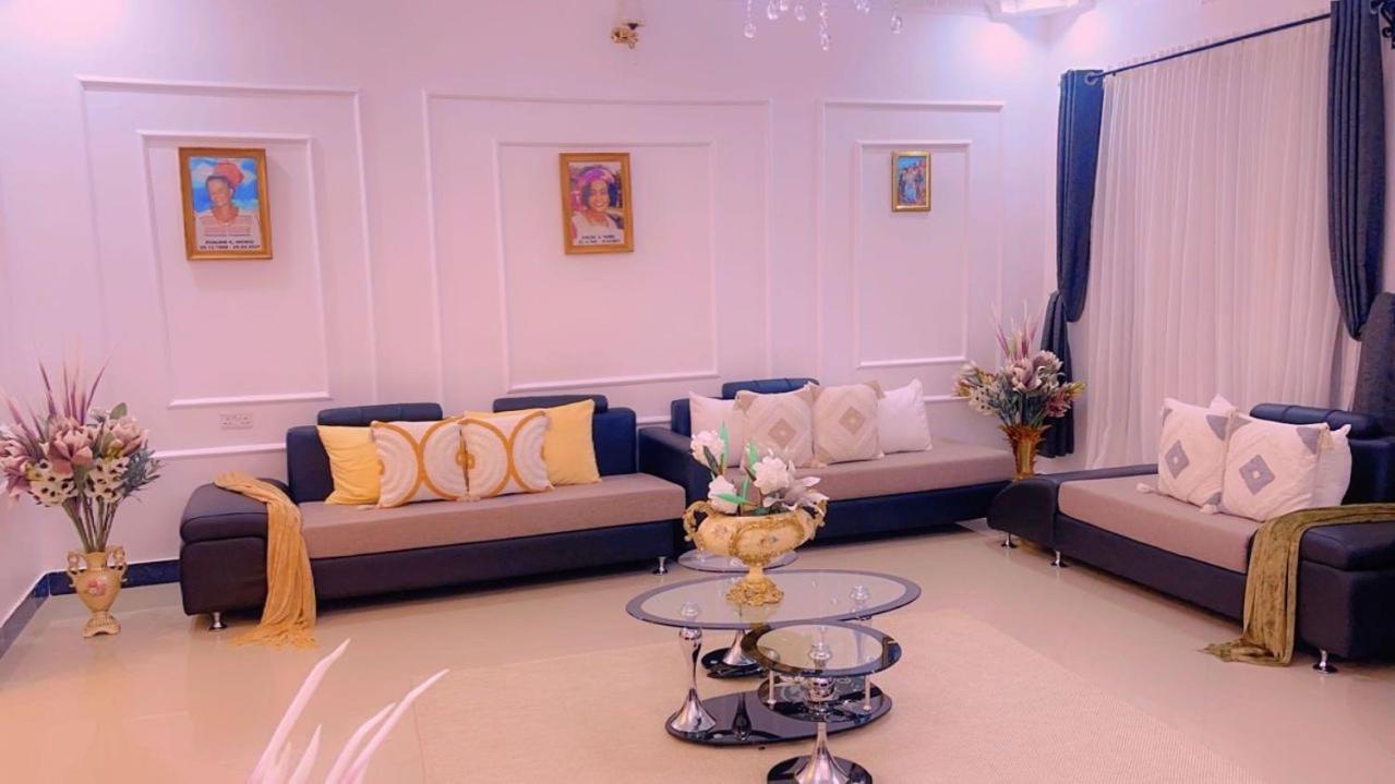 Boma la Ngombe Evelina House 호스텔 외부 사진